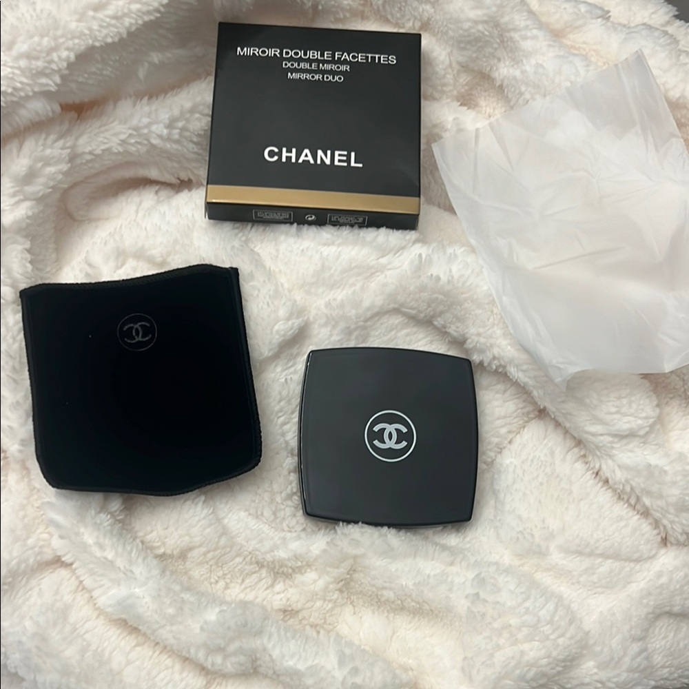 Brand New Chanel Beauty Black Double Mirror